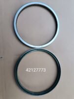 Wheel hub oil seal 42127773 for IVECO